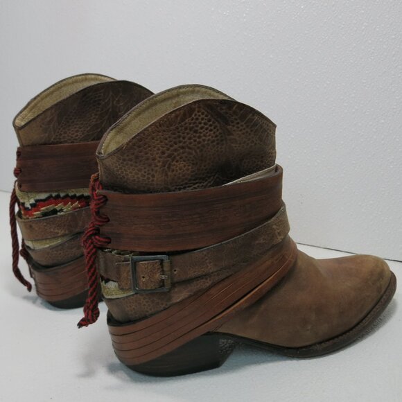 Freebird by Steven Nubuck Oil Tanned Nubuck Leather Booties Women's Boots Sz 7 - Picture 4 of 6